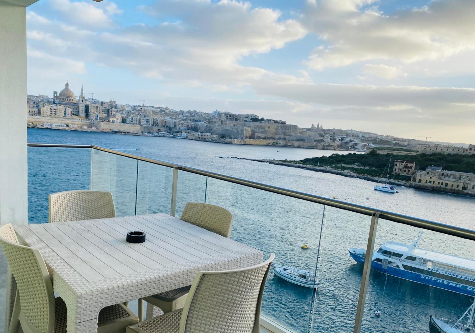 Sliema Seaview & Seafront- Apt 9, 49 Tigne Point Mansions Exterior foto